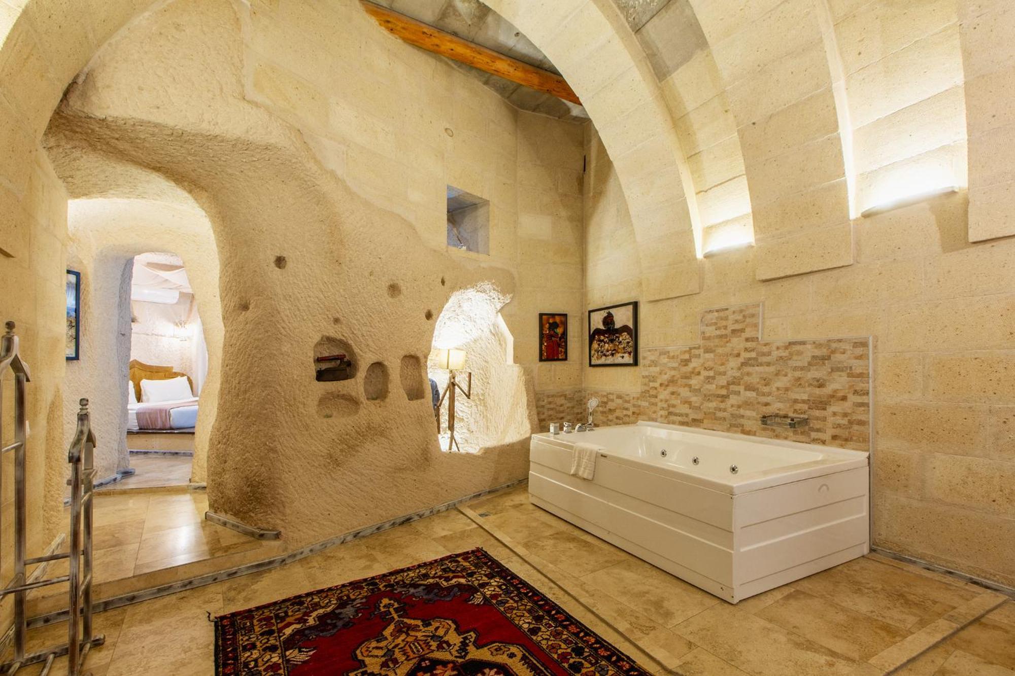 Karlik Cave Suite Cappadocia Üçhisar Exteriör bild