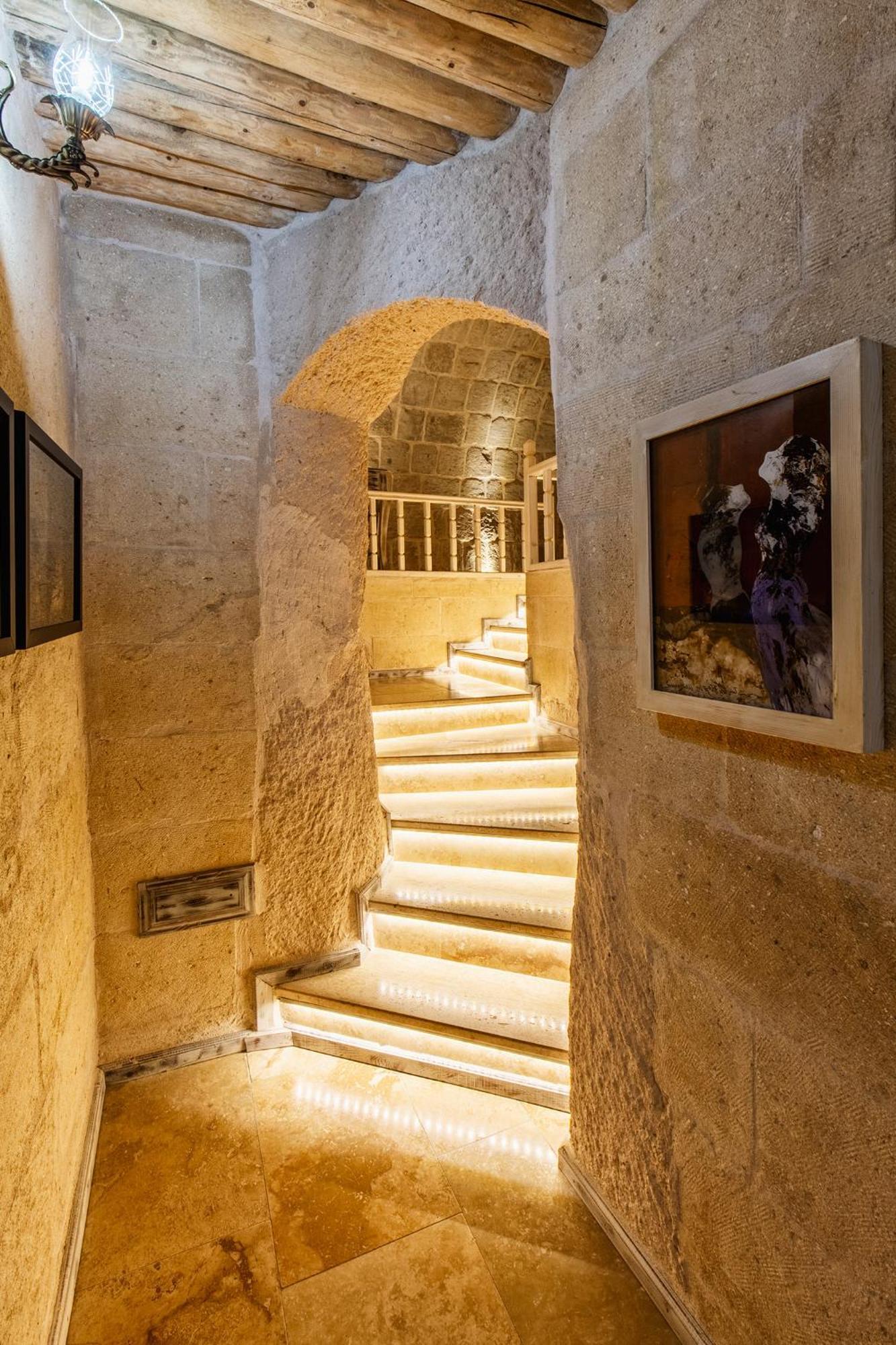 Karlik Cave Suite Cappadocia Üçhisar Exteriör bild