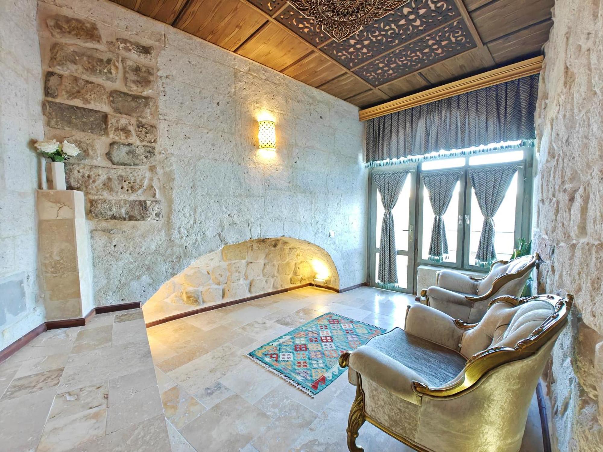 Karlik Cave Suite Cappadocia Üçhisar Exteriör bild